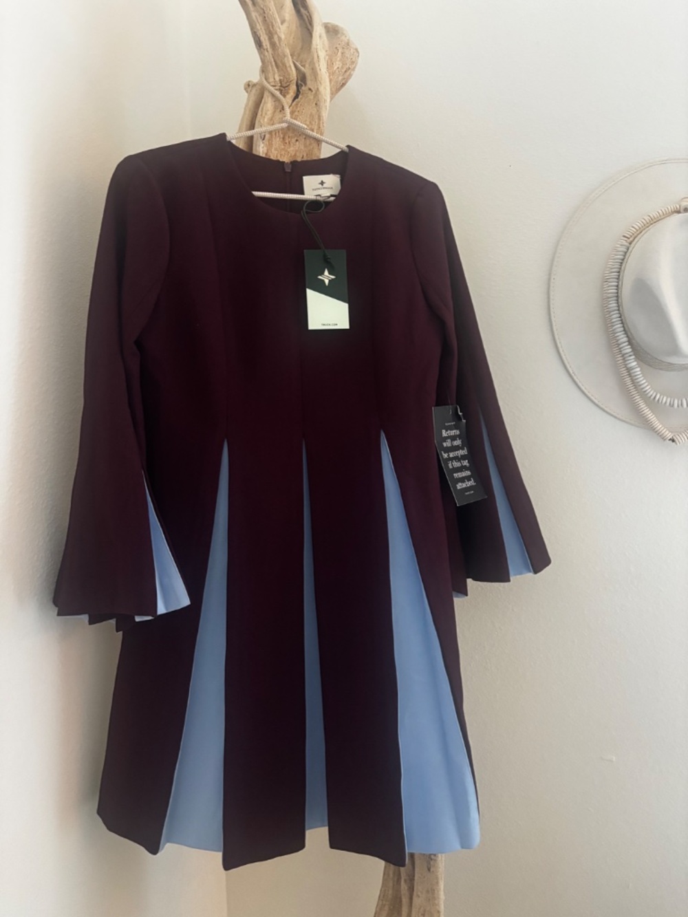 Griffiths Dress Tuckernuck - Picture 3 of 6